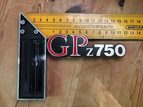 Kawasaki gpz 750 - kawasaki, n.o.s