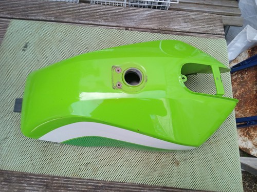Kawasaki gpz 750 unitrak - 750,